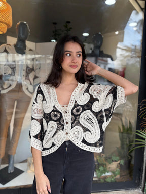Blusa Molise Crochê Maquinado