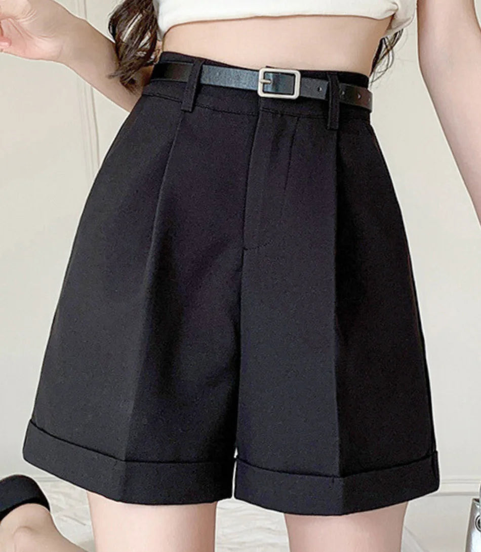Short Feminino com Cinto Cintura Alta Elegance